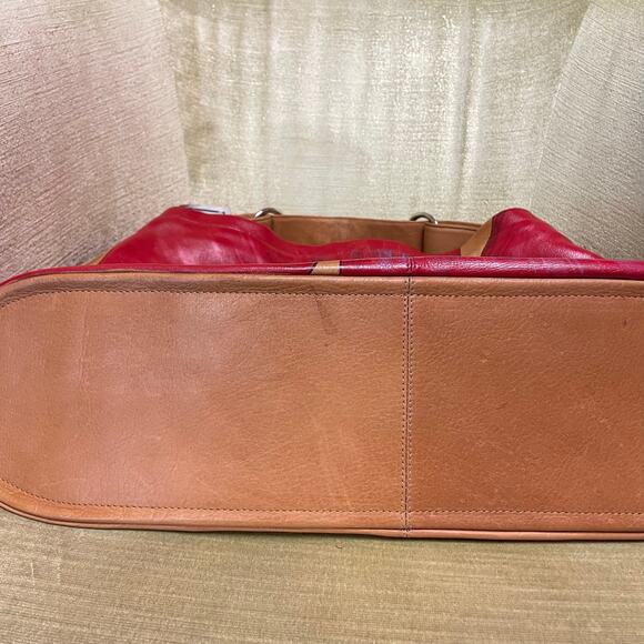 Hand Painted Bumble Bee Leather Hobo Bag Horse bit Anuschka Inspired - Picture 12 of 16